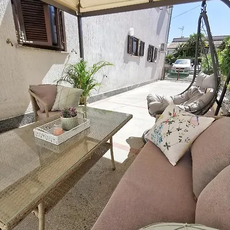Asterias Apartment